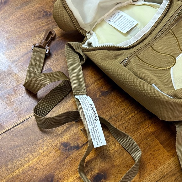 🥳 3/10!! Adorable Brown Bear Kids Backpack w/ Leash - Picture 4 of 5